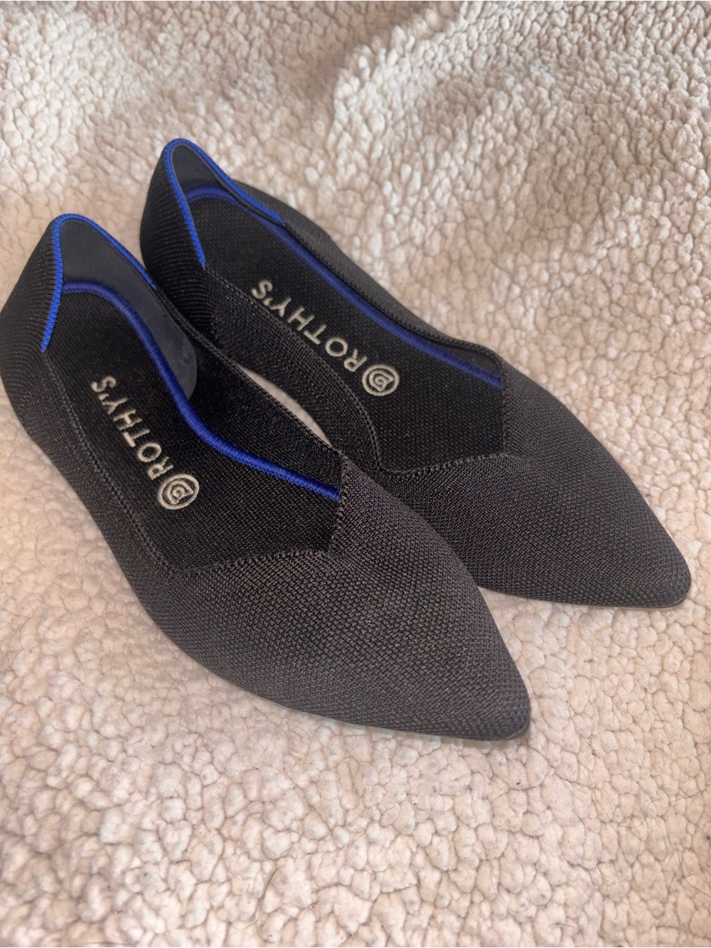 Rothy’s The Point Black Cobalt Blue Trim Washable Flats Women’s Size 10 US